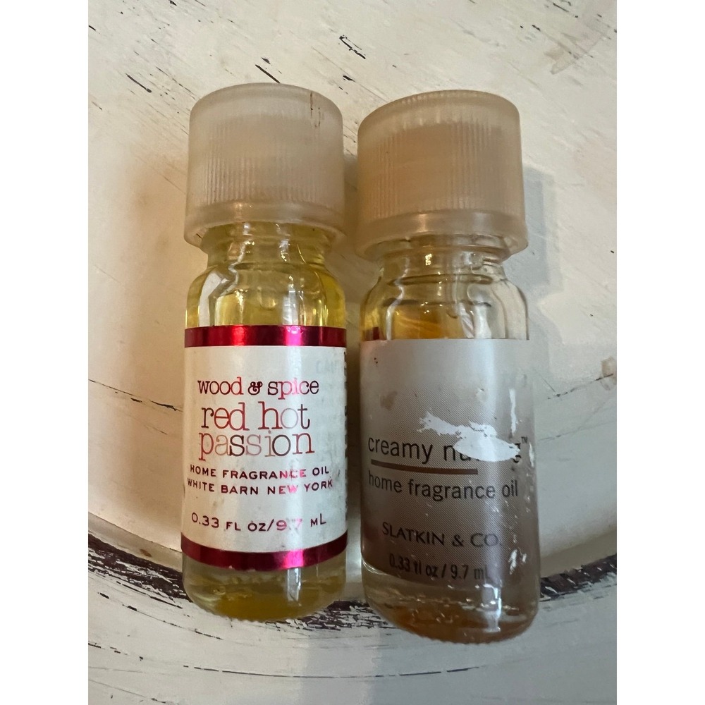 Bath & Body Lot of 2 Wood & Spice Red Hot Passion & Creamy Nutmeg Oils (Read)